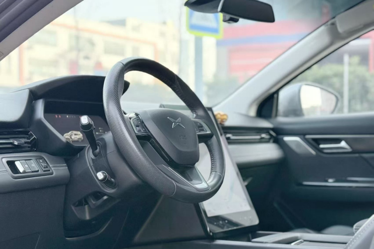 小鹏G3 2021款 G3i 460N中控内饰7001