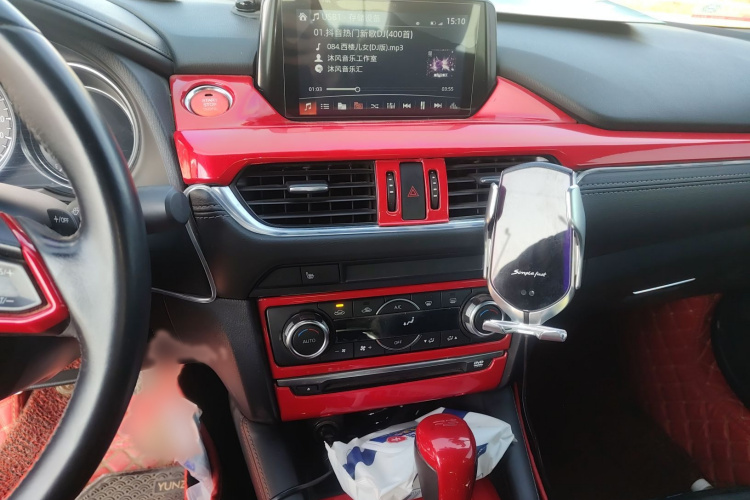 马自达 阿特兹 2018款 2.5L 蓝天尊崇科技限量版局部细节16