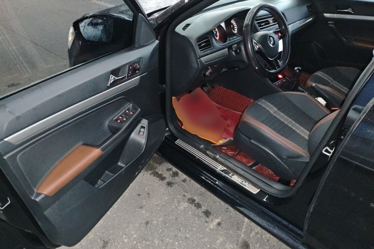 大众 2019款 朗逸启航 1.5L 手动舒适版 国VI中控内饰7003