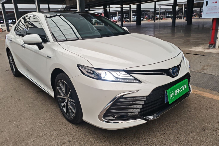 丰田 凯美瑞 2023款 双擎 2.5HG 豪华版车身外观6002