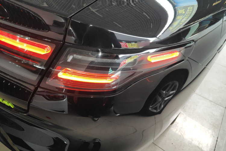 零跑汽车 零跑C01 2023款 630四驱性能版车身外观9