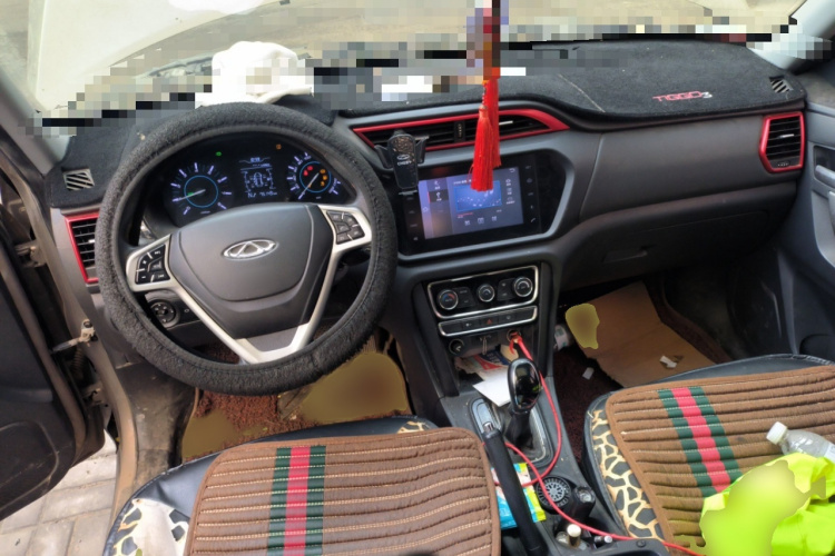 奇瑞 瑞虎3 2016款 1.6L CVT智尚版中控内饰7002