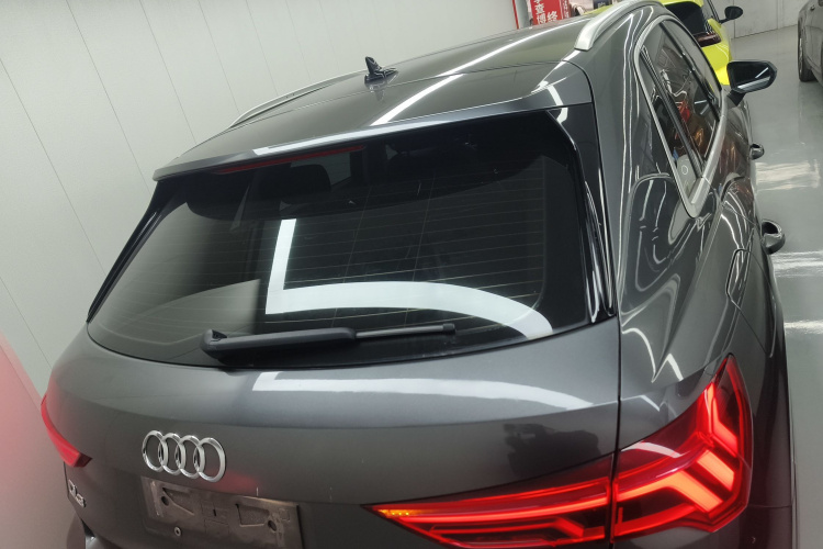 奥迪Q3 2019款 35 TFSI 进取动感型车身外观6