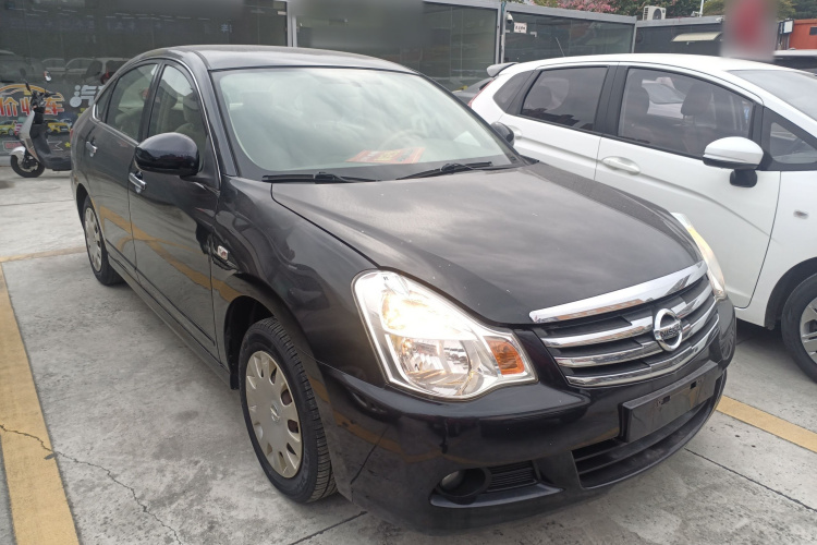 日产 轩逸 2012款 经典 1.6XE 自动舒适版车身外观6002