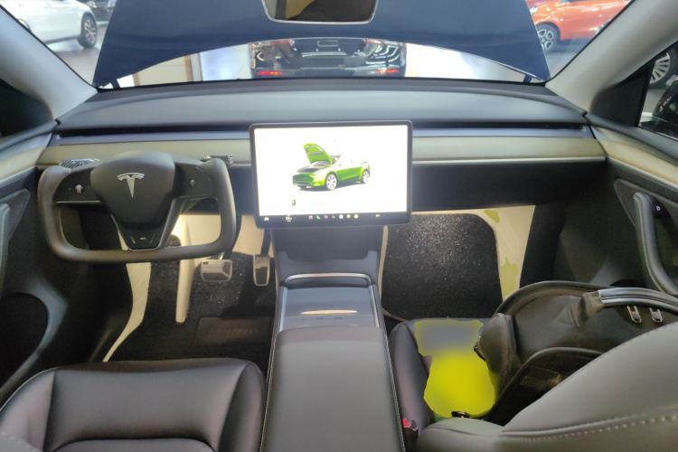 特斯拉 Model Y 2022款 改款 后轮驱动版中控内饰7002