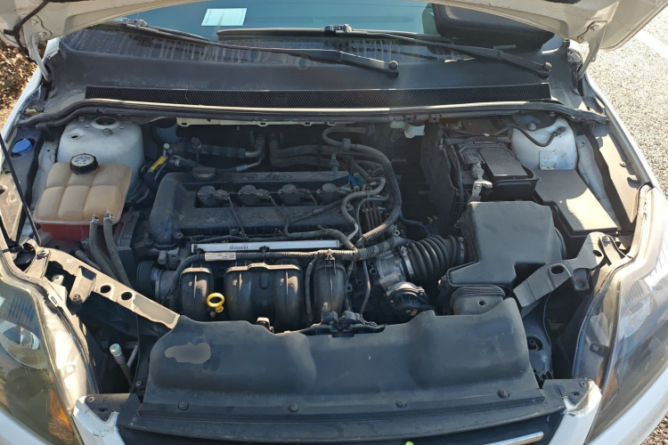 福特 福克斯 2013款 两厢经典 1.8L 手动基本型局部细节24