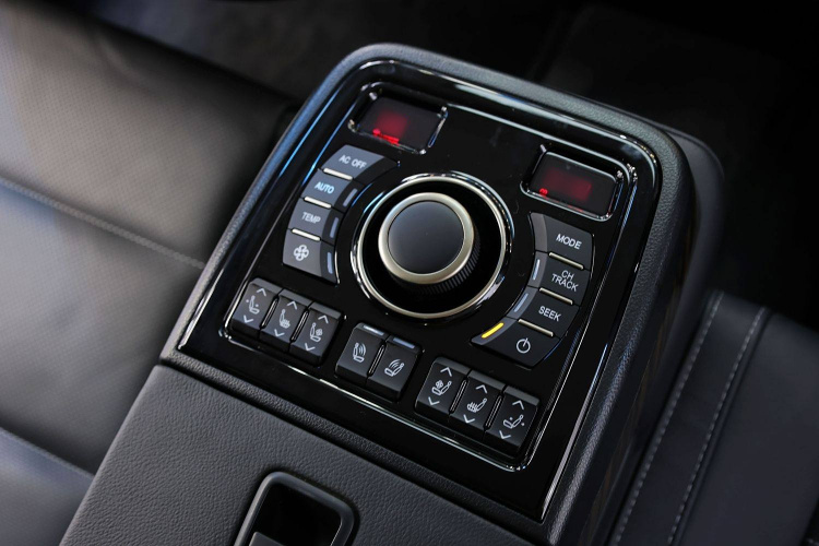 红旗H7 2021款 2.0T 旗舰版局部细节9003