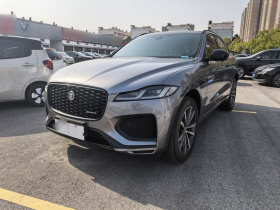 捷豹F-PACE 2024款 P250 R-Dynamic SE