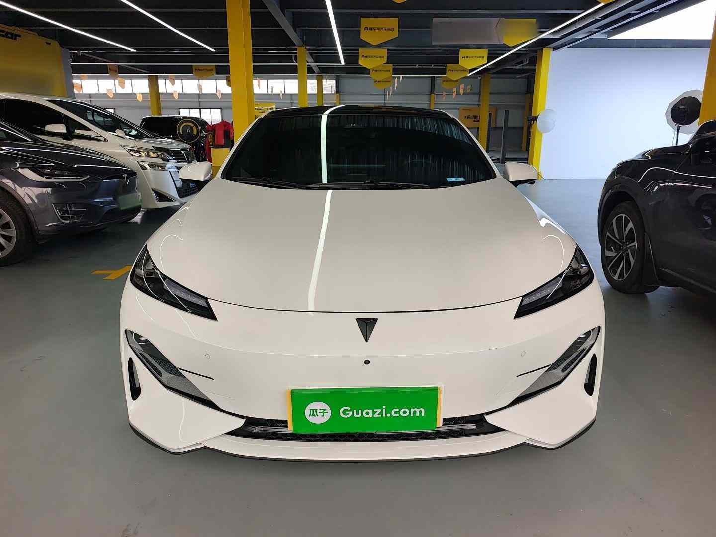 深蓝汽车 深蓝SL03 2025款 纯电精英型(1)