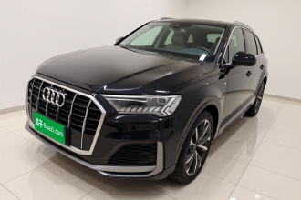 奥迪Q7 2021款 55 TFSI quattro S line运动型