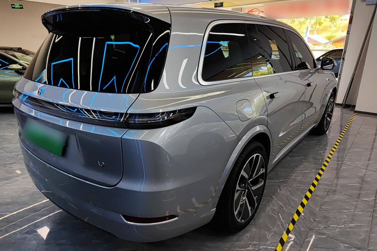 理想汽车 理想L9 2024款 Ultra车身外观6005