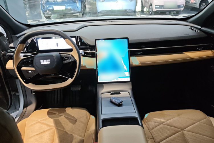 吉利银河 银河L6 2024款 125km PLUS 龙腾版中控内饰7002