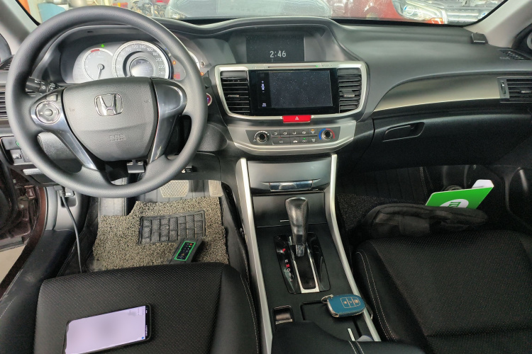 本田 雅阁 2015款 2.0L LX 舒适版中控内饰12