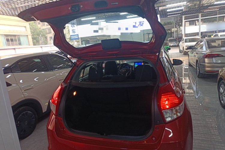 丰田 YARiS L 致炫 2015款 1.5E 自动魅动版机舱底盘23