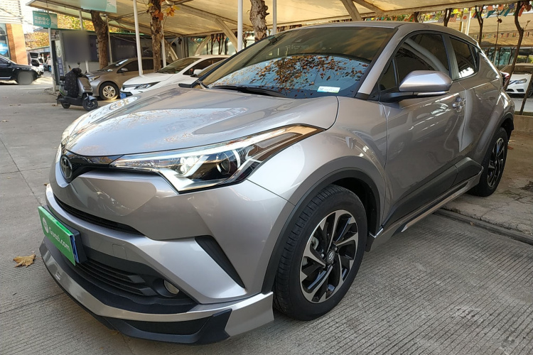 丰田 奕泽IZOA 2018款 2.0L 奕驰版 国VI车身外观1