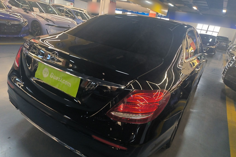 奔驰E级 2018款 E 300 L 运动豪华型车身外观6005