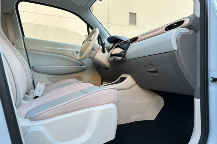 零跑汽车 零跑T03 2023款 403轻享版中控内饰7003