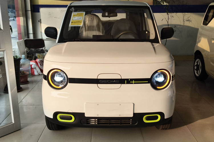 吉利银河 熊猫 2025款 210km 元气熊车身外观6001