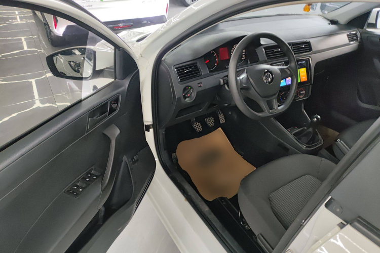 大众 桑塔纳 2021款 1.5L 手动风尚版中控内饰20