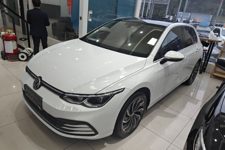 大众 高尔夫 2023款 改款 280TSI DSG Pro车身外观1