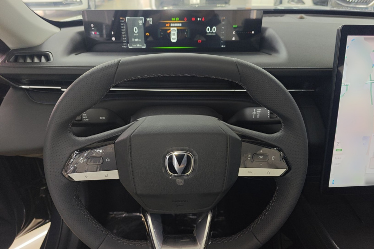 长安 逸动 2025款 蓝鲸 1.5T 500Bar旗舰型局部细节13