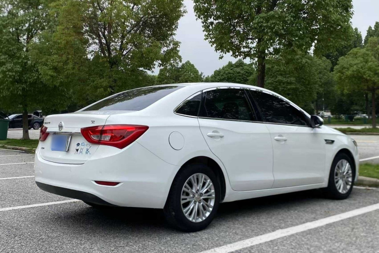 别克 英朗 2017款 15N 自动精英型车身外观6008