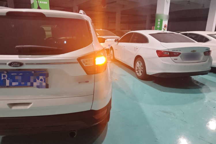 福特 翼虎 2017款 EcoBoost 245 四驱运动型车身外观9