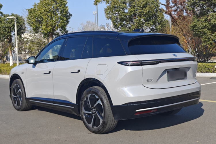 蔚来ES6 2025款 75kWh车身外观6003