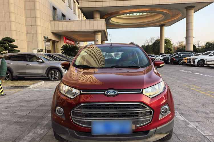 福特 翼搏 2013款 1.5L 自动尊贵型车身外观6002