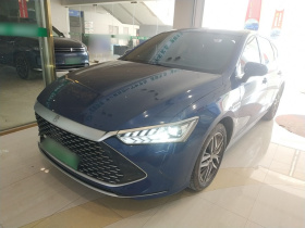 比亚迪 秦PLUS 2021款 DM-i 120KM 尊贵型