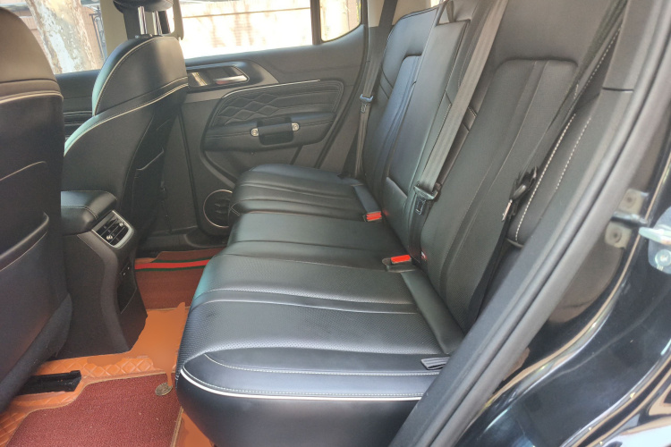 坦克300 2021款 越野版 2.0T 征服者中控内饰21