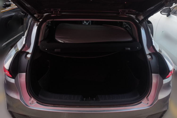 吉利几何C 2020款 甄选续航版 550KM C++ Pro局部细节23