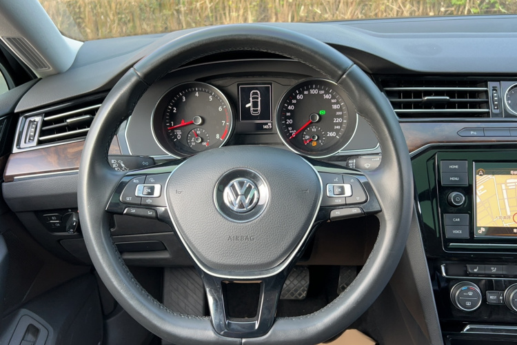 大众 迈腾 2019款 330TSI DSG 豪华型 国V局部细节13