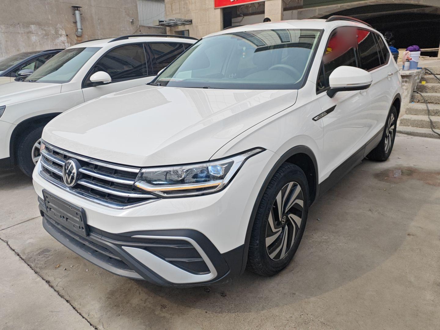 2022款 途观L 330TSI 自动两驱舒享版图片