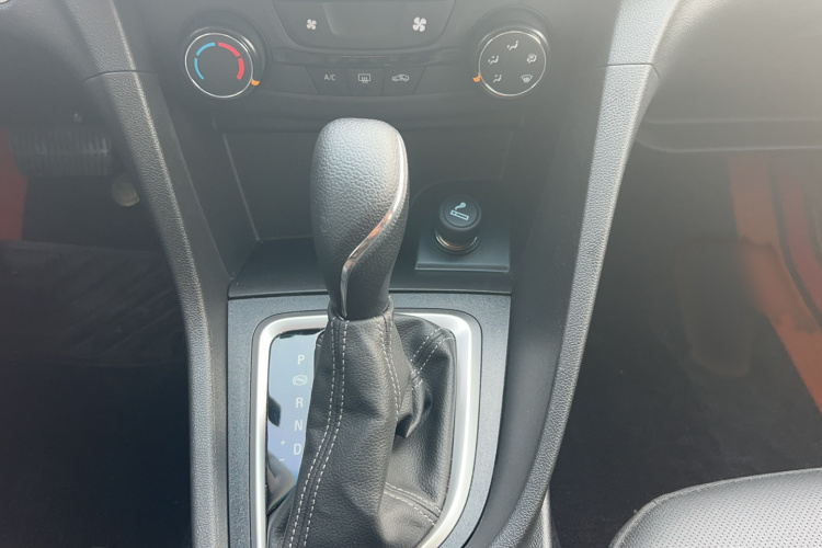 别克 英朗 2021款 改款 1.3T 自动轻混动精英型局部细节18