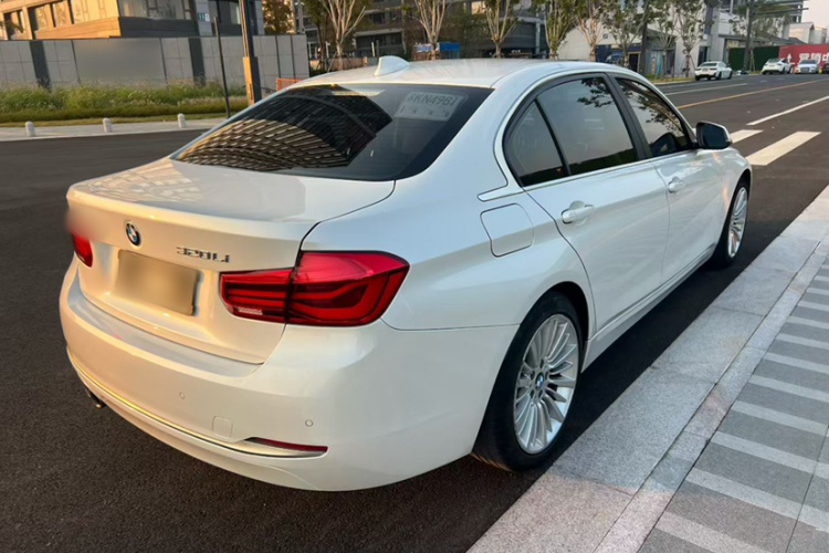 宝马3系 2018款 320Li 时尚型车身外观6003