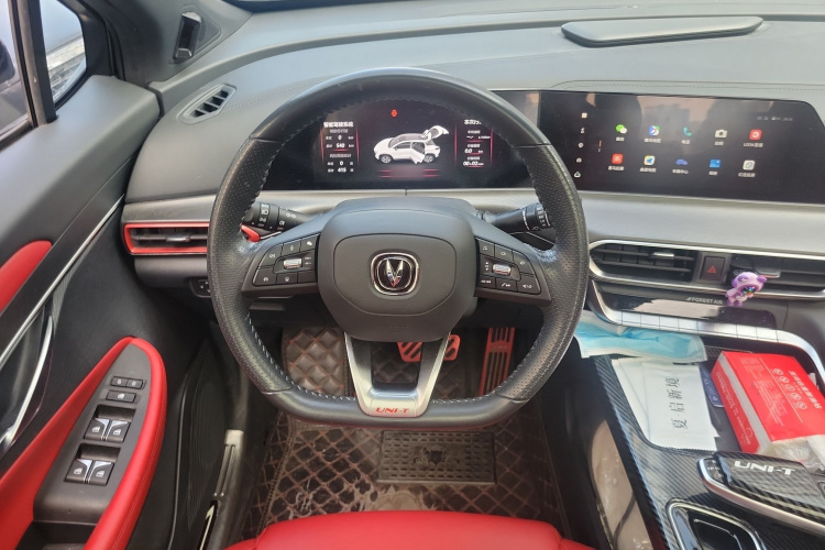 长安UNI-T 2020款 1.5T 尊贵型局部细节13