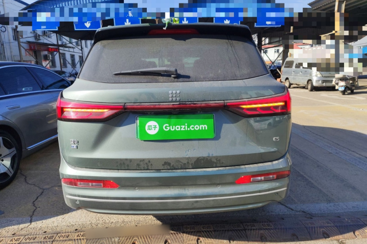 蓝电E5 2023款 1.5L DE-i 100KM畅享型 7座车身外观6