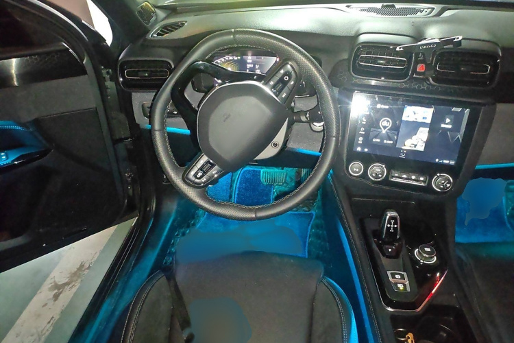 领克03 2021款 2.0TD 自动劲Plus局部细节13