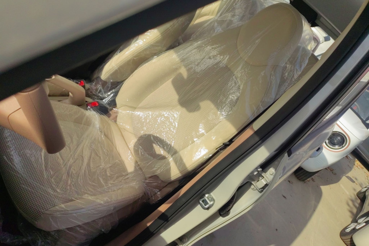 五菱汽车 宏光MINIEV 2025款 四门版 进阶款中控内饰19