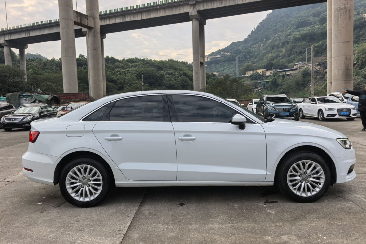 奥迪A3 2016款 Limousine 35 TFSI 领英型车身外观6004