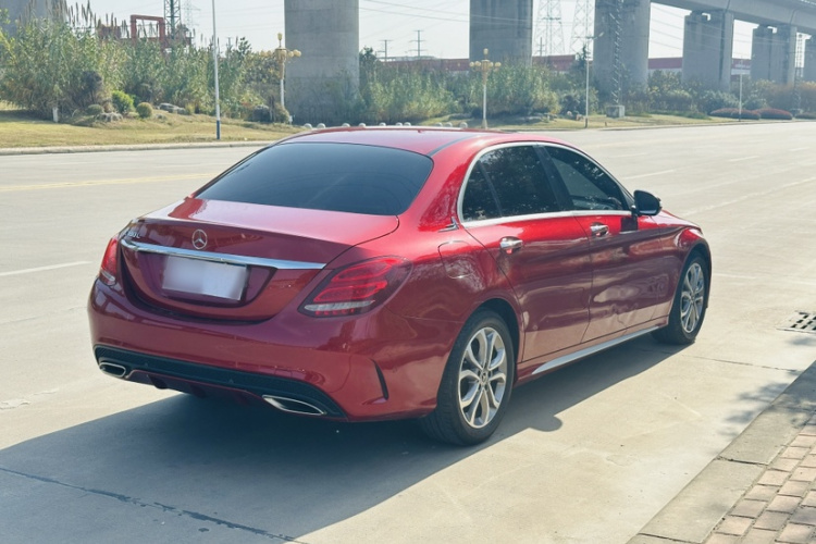 奔驰C级 2017款 改款 C 180 L 动感型运动版车身外观6006