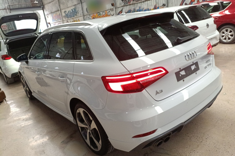 奥迪A3 2017款 Sportback 35 TFSI 运动型车身外观6003