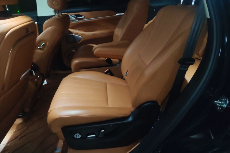 魏牌 蓝山 2025款 四驱 Max中控内饰21