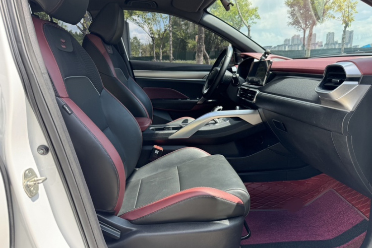 吉利汽车 缤越 2020款 PRO 260T DCT骑士局部细节41