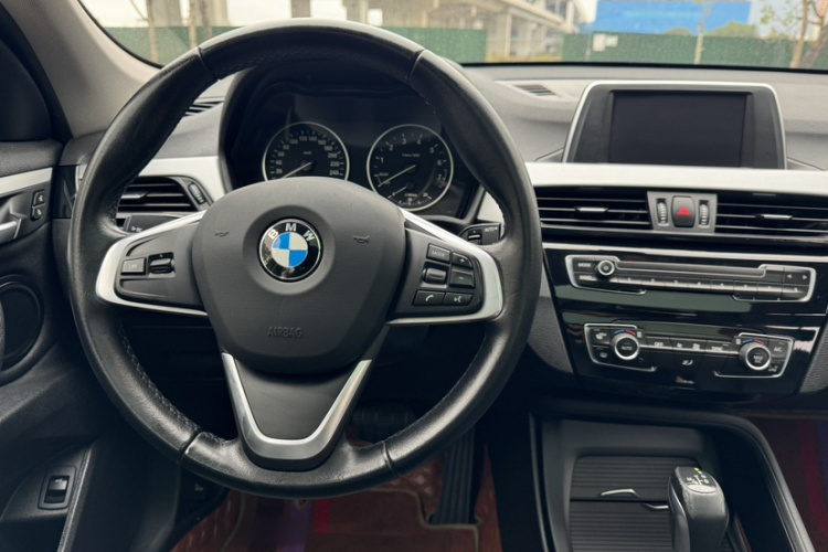 宝马X1 2018款 sDrive20Li 领先型局部细节13