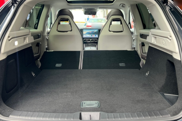 零跑汽车 零跑C11 2023款 增程 285智享版中控内饰7003