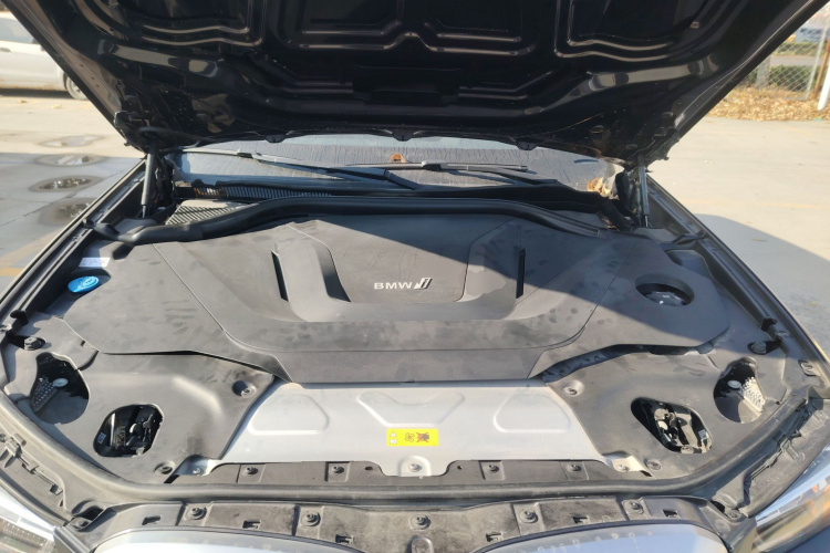 宝马iX3 2022款 领先型机舱底盘24