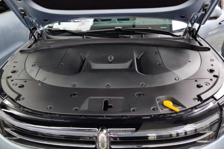 鸿蒙智行 问界M7 2024款 1.5T 后驱Plus版 5座机舱底盘24