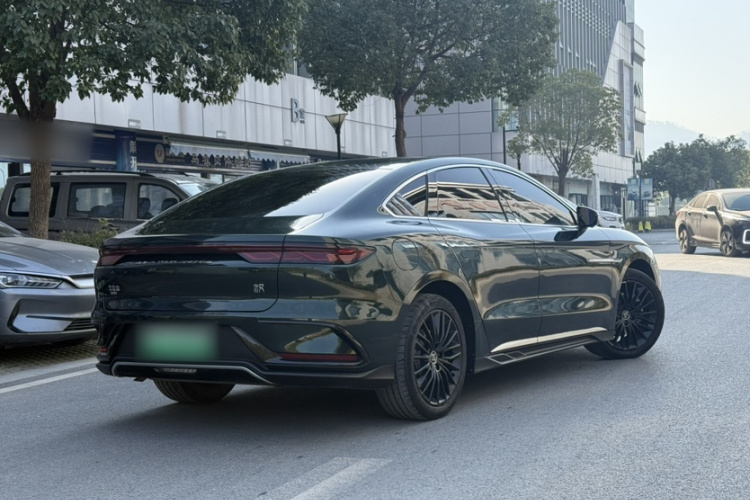 比亚迪 汉 2022款 DM-i 121KM 尊荣型车身外观6003